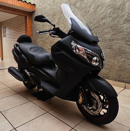 DAFRA MAXSYM 400i 